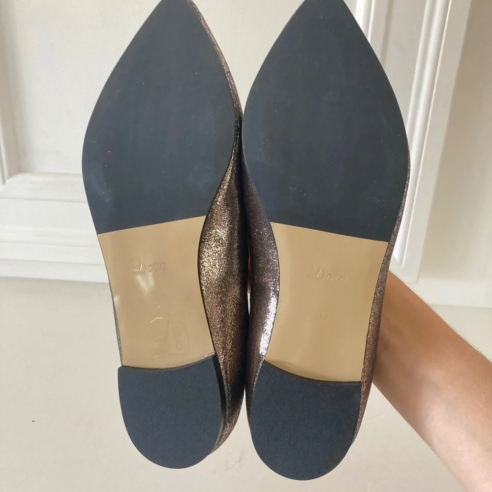 Dora Anthropologie Bea Mary Jane Gold Sparkly Pointed Toe Flats Sz 38